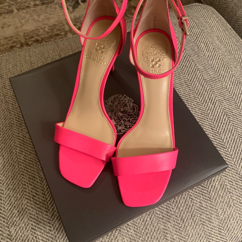 Vince Camuto Laura lie heeled sandal